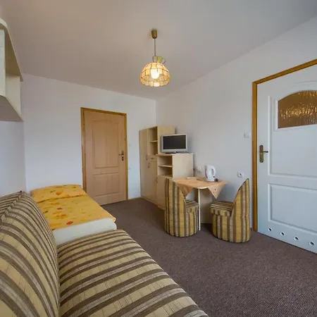 Δωμάτια σε οικογενειακή κατοικία Danusia